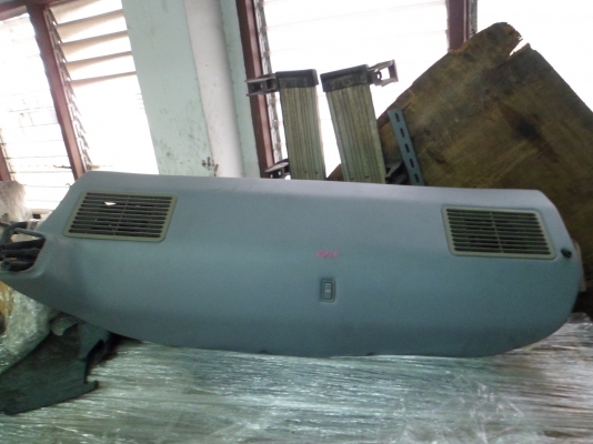 ขายชุดแอร์แขวน รถตู้hiace หัวจรวดหลังคาสูง