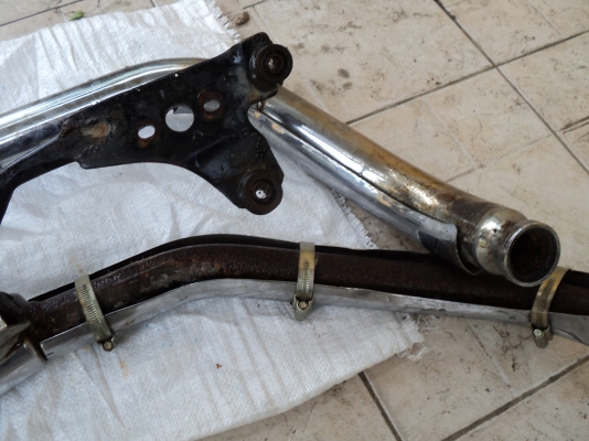 วุฒินนบุรี//ขายท่อเดิมสตีส400แท้ๆไม่มีพุคับขายถูกๆเลยพร้อมใช้