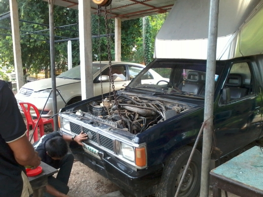 ลดราคาอีกครั้ง เครื่องD4D turbo พร้อมเกียร์..กำลังยกลง