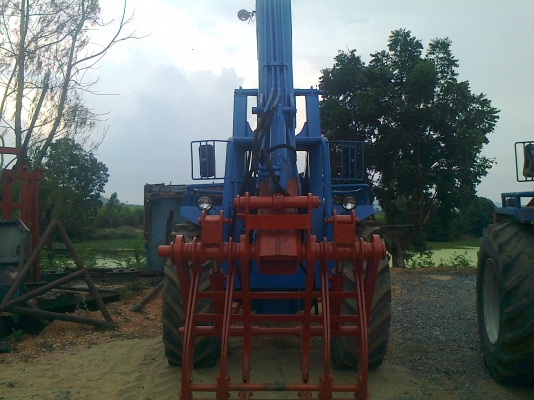 ขาย รถคีบอ้อย FORD คีบหลัง ต่อใหม่ พร้อมใช้งาน