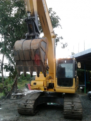 ขายด่วน!! KOMATSU PC200-7 8,000ชม. สภาพสวยค่ะ