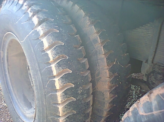 ขาย 10 ล้อหน้ายาวเพลาเดียว เครื่อง EH700 168 แรงม้า ช่วงล่าง ROCKY ลูกหมากร้อย เสื้อเพลา FUSO เกียร์ JCM  6 เกียร์ พาวเวอร์ คัสซีสวย ยางเต็ม ทะเบียนพร้อมโอน ราคาต่อรองได้