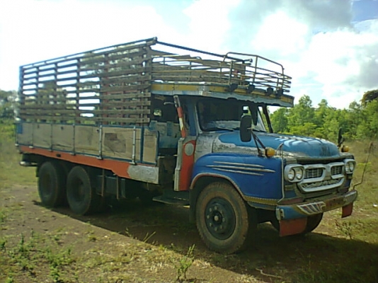 ขาย 10 ล้อหน้ายาวเพลาเดียว เครื่อง EH700 168 แรงม้า ช่วงล่าง ROCKY ลูกหมากร้อย เสื้อเพลา FUSO เกียร์ JCM  6 เกียร์ พาวเวอร์ คัสซีสวย ยางเต็ม ทะเบียนพร้อมโอน ราคาต่อรองได้