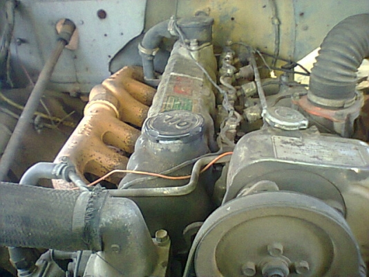 ขาย 10 ล้อหน้ายาวเพลาเดียว เครื่อง EH700 168 แรงม้า ช่วงล่าง ROCKY ลูกหมากร้อย เสื้อเพลา FUSO เกียร์ JCM  6 เกียร์ พาวเวอร์ คัสซีสวย ยางเต็ม ทะเบียนพร้อมโอน ราคาต่อรองได้