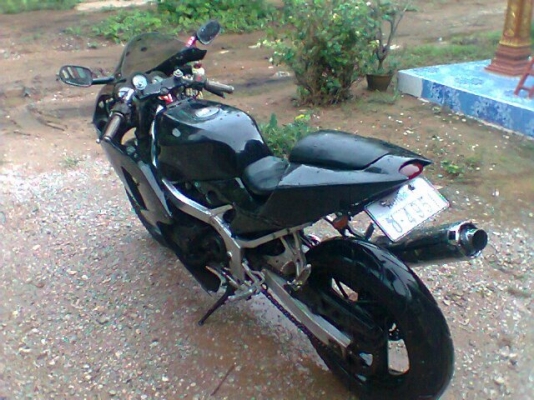 รูปภาพ ขายGSX 400.... มีเล่ม ป้ายทะเบียนพร้อมชุดโอนลอย โทร0850530487