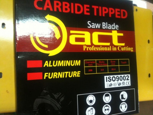 ขายแท่นตัดอลูมิเนียม (รุ่นไมค์ ภิรมพร ยาใจคนจน) 10 นิ้วพร้อมมอเตอร์ 1 HP (ของใหม่ครับใบตัดต้องซื้อเพิ่ม)จัดส่งได้ทั่วประเทศครับ ขายแท่นตัดอลูมิเนียม (รุ่นไมค์ ภิรมพร ยาใจคนจน) 10 นิ้วพร้อมมอเตอร์ 1 HP (ของใหม่ครับใบตัดต้องซื้อเพิ่ม)จัดส่งได้ทั่วประเทศครับ