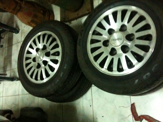 แม๊กอีซูซุ ดราก้อนอาย ใครหาอยู่ จัดไปครับ