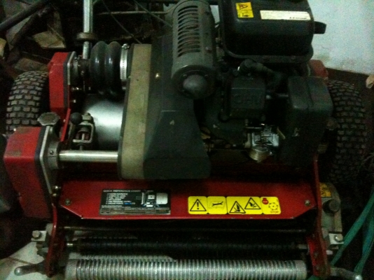 รถตัดกรีน เก่าญี่ปุ่นสภาพดี มากครับ จัดส่งได้ทั่วประเทศ