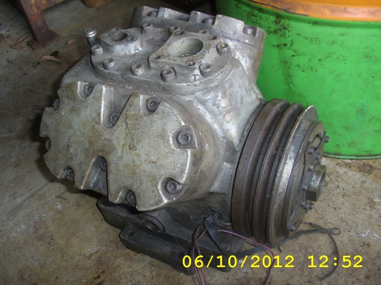 คอมแอร์ รถบัส ของมือสอง 1 ตัว และ ขายตามสภาพ 1 ตัว