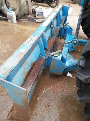 ขายFORD 6640 คานหน้าคาราโร่ 2 เพลา ใบมีดดันหน้า CMT 80\%