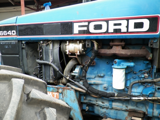 ขายFORD 6640 คานหน้าคาราโร่ 2 เพลา ใบมีดดันหน้า CMT 80\%