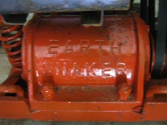 เครื่องตบดิน 7-10 ตัน พร้อมเครื่องยนต์ ควายทอง 13 HP สตาร์ทกุญแจครับ