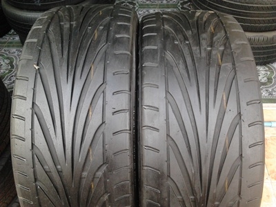 ขายยาง245/40/19 ปี 2511 TOYO PROXES TR   1  คู่