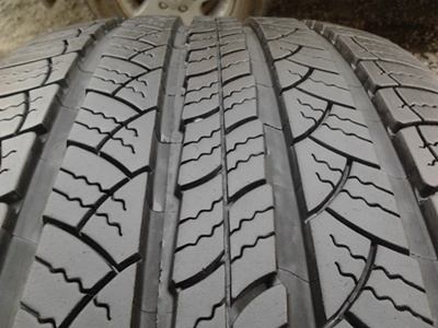 ขายยาง265/60/18 ปี 0211 MICHERLIN LATITUDE   1  ชุด