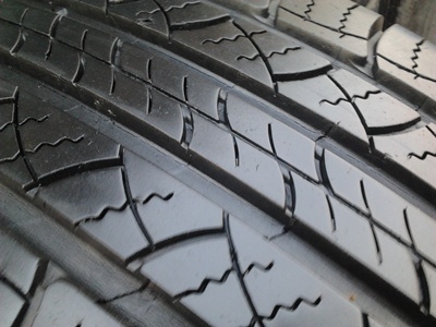 ขายยาง225/65/17 ปี 09 MICHERLIN LATITODE TOUR HP 1 ชุด ราคา