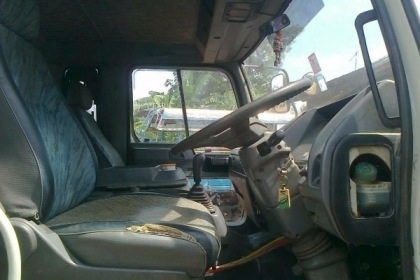 HINO FM 3M - 240 HP M10C รถพ่วงแม่+ลูก แม่กระบะดั๊มพ์ 12 ตันของสามมิตรลอนเฉียงสภาพอย่างสวย ลูก 2 คานดั๊มพ์์กระบะฝาข้างแผ่นเรียบ เครื่องแน่นดีแรงดี หัวเก๋งสีบางเดิมภายในสวยครบ แอร์เย็น พวงมาลัยเพาเวอร์ เบรคทริ๊ปฟี้ ช่วงล่างคัชซีสวยเดิม ยางสภาพดีทั้งแม่ทั้ง