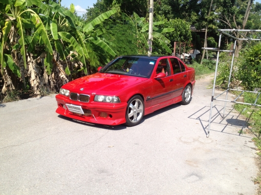 ขาย bmw 318 แต่งเต็มติดแกสหัวฉีด 198000 ร้อนเงินครับ ขาย bmw 318 แต่งเต็มติดแกสหัวฉีด 198000 ร้อนเงินครับ