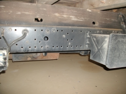 รถบรรทุกหกล้อ  มิตซุแคนเตอร์ กระบะคาร์โก้ ช่วงยาว รถห้างแท้