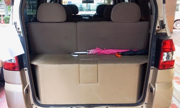 SUZUKI APV รถบ้านมือเดียวป้ายแดง อาจารย์ผู้หญิงใช้ ติด LPG หัวฉีด SUZUKI APV รถบ้านมือเดียวป้ายแดง อาจารย์ผู้หญิงใช้ ติด LPG หัวฉีด