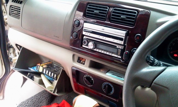 SUZUKI APV รถบ้านมือเดียวป้ายแดง อาจารย์ผู้หญิงใช้ ติด LPG หัวฉีด SUZUKI APV รถบ้านมือเดียวป้ายแดง อาจารย์ผู้หญิงใช้ ติด LPG หัวฉีด