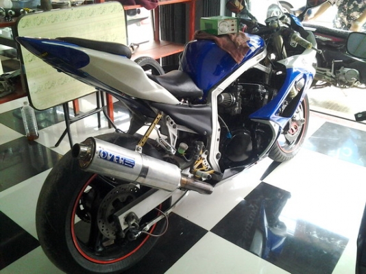 ---------- ขาย gsx sling shot 750 ------------