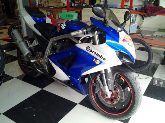 ---------- ขาย gsx sling shot 750 ------------