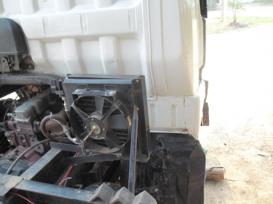 ขายหกล้อ Hino FC120 กระจกไฟฟ้า สภาพร้อมใช้งาน