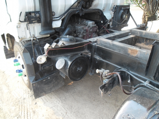 ขายหกล้อ Hino FC120 กระจกไฟฟ้า สภาพร้อมใช้งาน