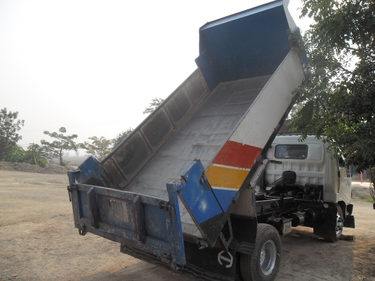 ขายหกล้อ Hino FC120 กระจกไฟฟ้า สภาพร้อมใช้งาน