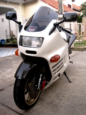 <<<<<<<< (มัดจำแล้ว)Kawasaki ZZR 1100 แรมเดี่ยว ทะเบียน >>>>>>>>>