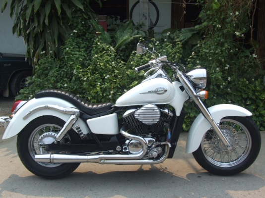 ขาย SHADOW CLASSIC 400 ปี2000 ประกอบเก็บงานใหม่ สีขาวมุข แต่ง สพม.