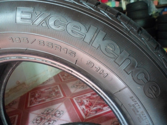 195/65/15"(2เส้น =1,400บ.)ดอกเยอะสวยๆGoodyear.Excellence(1711)