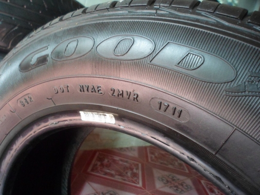 195/65/15"(2เส้น =1,400บ.)ดอกเยอะสวยๆGoodyear.Excellence(1711)