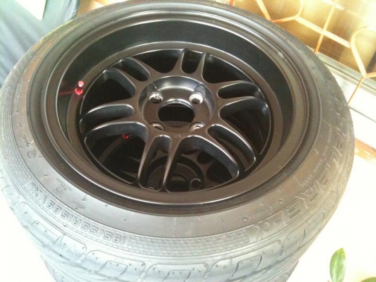 ขายล้อแม๊ก ขอบ15กว้าง8 ออฟ35 พร้อมยาง ขายล้อแม๊ก ขอบ15กว้าง8 ออฟ35 พร้อมยาง