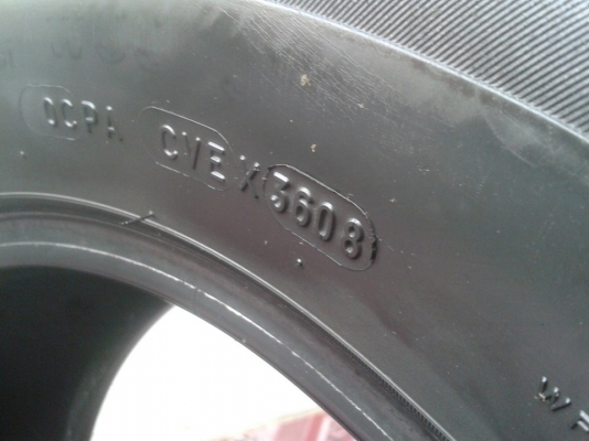 ขายยาง205/65/15"(2เส้น =   800บ.)MICHELIN.vivacy