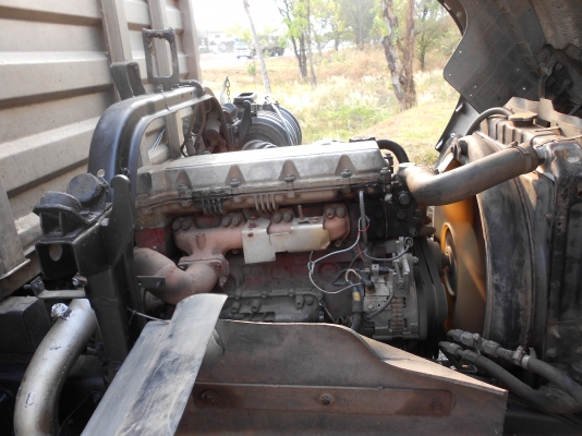 รถ 6 ล้อ HINO FC4J 150 แรงม้า