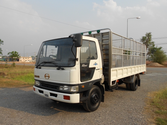 รถ 6 ล้อ HINO FC4J 150 แรงม้า