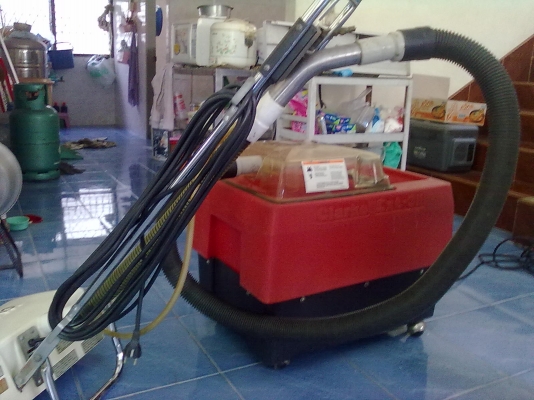 เครื่องซักพรม ยี่ห้อCLARKE ของ USA