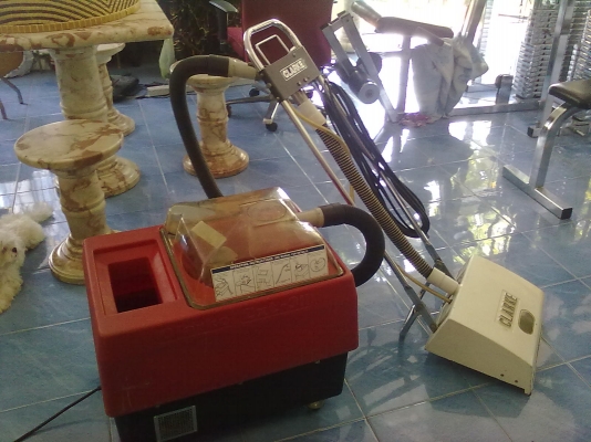 เครื่องซักพรม ยี่ห้อCLARKE ของ USA