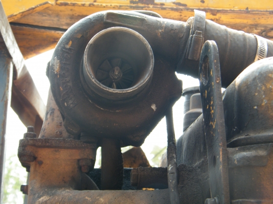 เครื่องยนต์ komatsu turbo