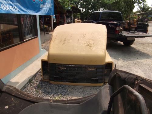 หัวรถCATหน้ายาว 735 หัวเก๋งเหล็ก ฝากระโปรงไฟเบอ