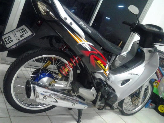 รถดูแลดี เวฟ 125 R สตาร์ทมือ ขายถูกเครื่องดีจริงแต่งสวยแค่ภายนอก รถดูแลดี เวฟ 125 R สตาร์ทมือ ขายถูกเครื่องดีจริงแต่งสวยแค่ภายนอก