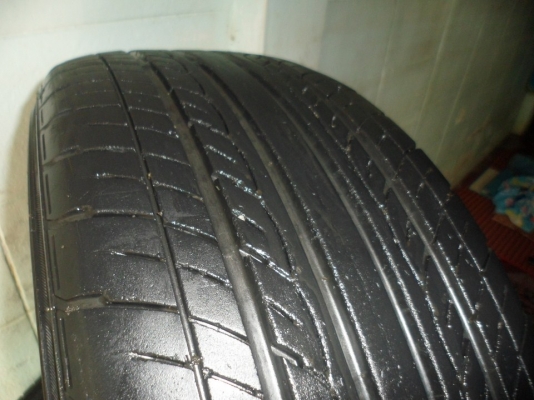 215/60/16"(4เส้น =1,800บ.)yokohama.dB.decibel.made in japan