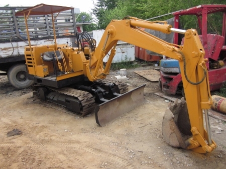 ขาย-รถขุด แบคโฮ FURUKAWA: FH10A เครื่องยนต์ 2 สูบ มือสองเก่าญี่ปุ่น ตรวจสภาพแล้ว พร้อมใช้งาน