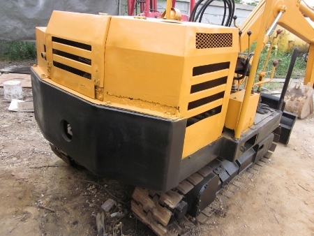 ขาย-รถขุด แบคโฮ FURUKAWA: FH10A เครื่องยนต์ 2 สูบ มือสองเก่าญี่ปุ่น ตรวจสภาพแล้ว พร้อมใช้งาน