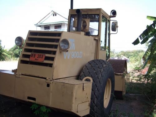 รถบดสั่นสะเทือน 2 เพลา STA MVV900 พร้อมเปลือกล้อหนาม 3 ชิ้น ยางใหม่ๆ 2 เส้น สภาพพร้อมใช้ เอกสารซื้อขายจากบริษัท