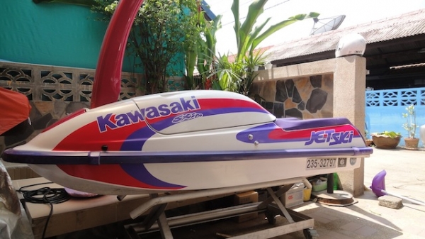 ขายเจ็ทยืน Kawasaki 750 PRO สภาพดีพร้อมเล่น