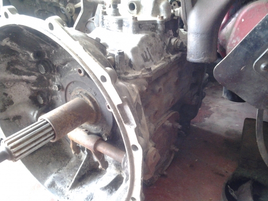 เกียร์รถมิตซู FUSO 10 ล้อมี 6 เกียร์ เกียร์รถมิตซู FUSO 10 ล้อมี 6 เกียร์