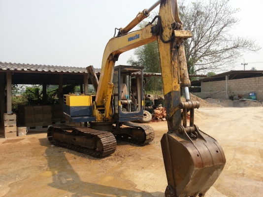 ขายด่วน! รถแบ๊คโฮ Komatsu PC 60 รุ่น 3 ราคาถูก