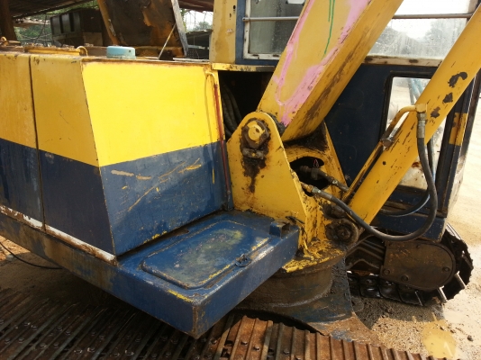 ขายด่วน! รถแบ๊คโฮ Komatsu PC 60 รุ่น 3 ราคาถูก ขายด่วน! รถแบ๊คโฮ Komatsu PC 60 รุ่น 3 ราคาถูก